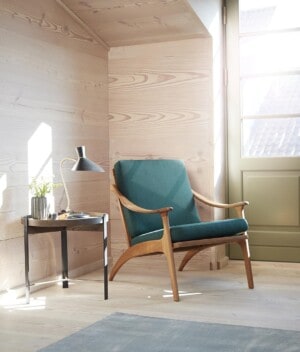 Кресло Warm Nordic Lean Back дуб в интерьере