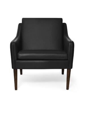 Кресло для отдыха Warm Nordic Mr. Olsen промасленный дуб/черная кожа Претендент на белом фоне