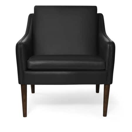 Кресло для отдыха Warm Nordic Mr. Olsen промасленный дуб/черная кожа Претендент на белом фоне