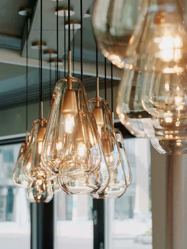 Nuura Anoli - подвесные светильники для кафе в скандинавском стиле