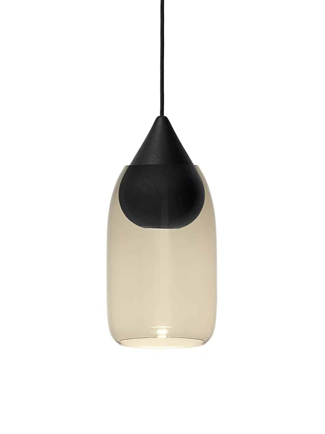 Подвесной светильник Mater Liuku Base Drop черного цвета с дымчатым стеклом на белом фоне