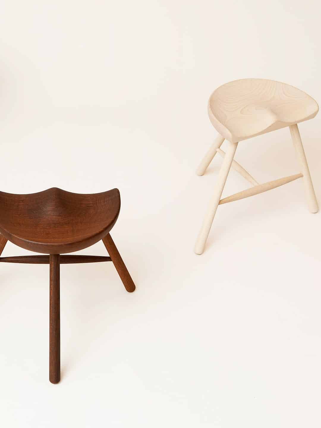 Дизайнерские стулья из массива дерева Form&Refine Shoemaker