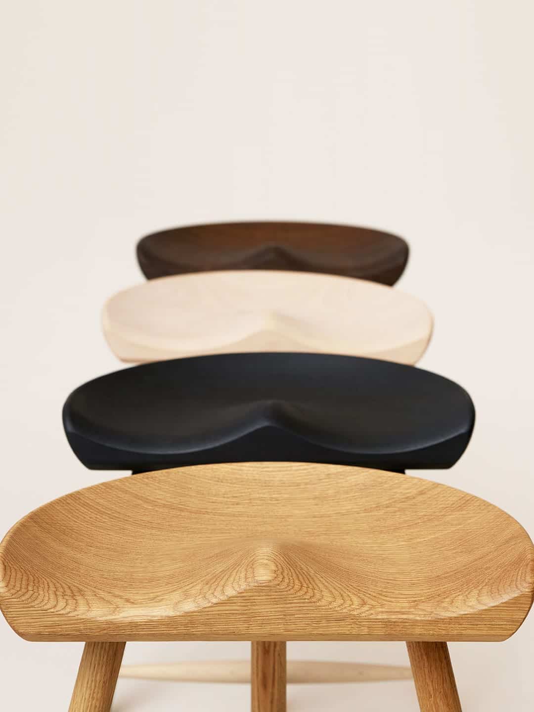 Коллекция дизайнерских стульев Form&Refine Shoemaker