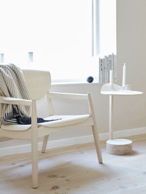 Деревянный приставной столик в скандинавском стиле Form&Refine Stilk