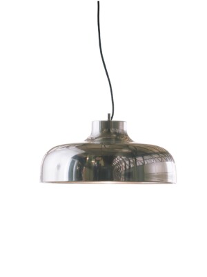 Алюминиевый подвесной светильник Santa Cole M68 для офиса на белом фоне