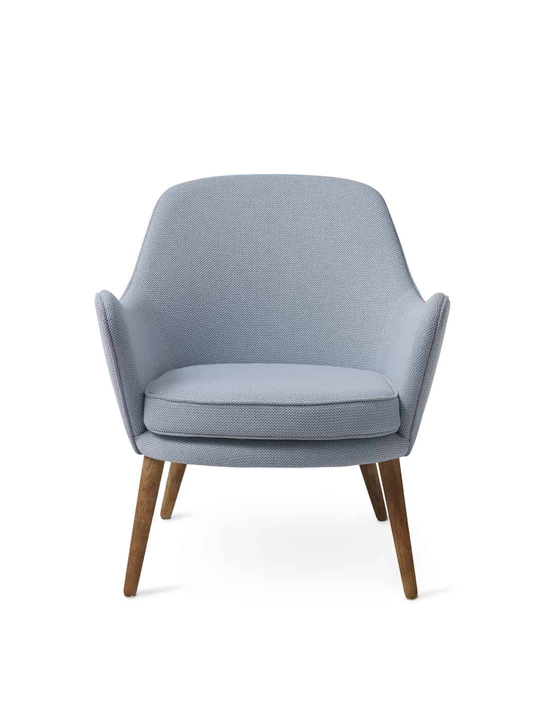 Кресло для отдыха Warm Nordic Dwell светло-голубой на белом фоне