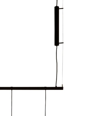 Часть крепления подвесного светильника Santa Cole Cirio Lineal на белом фоне