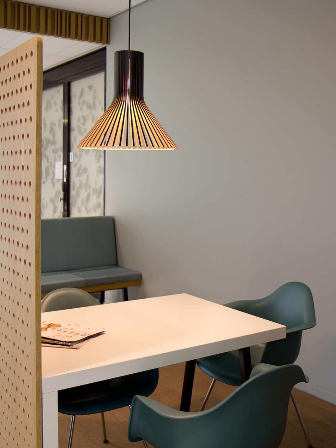 Светодиодный подвесной светильник для офиса Secto Puncto