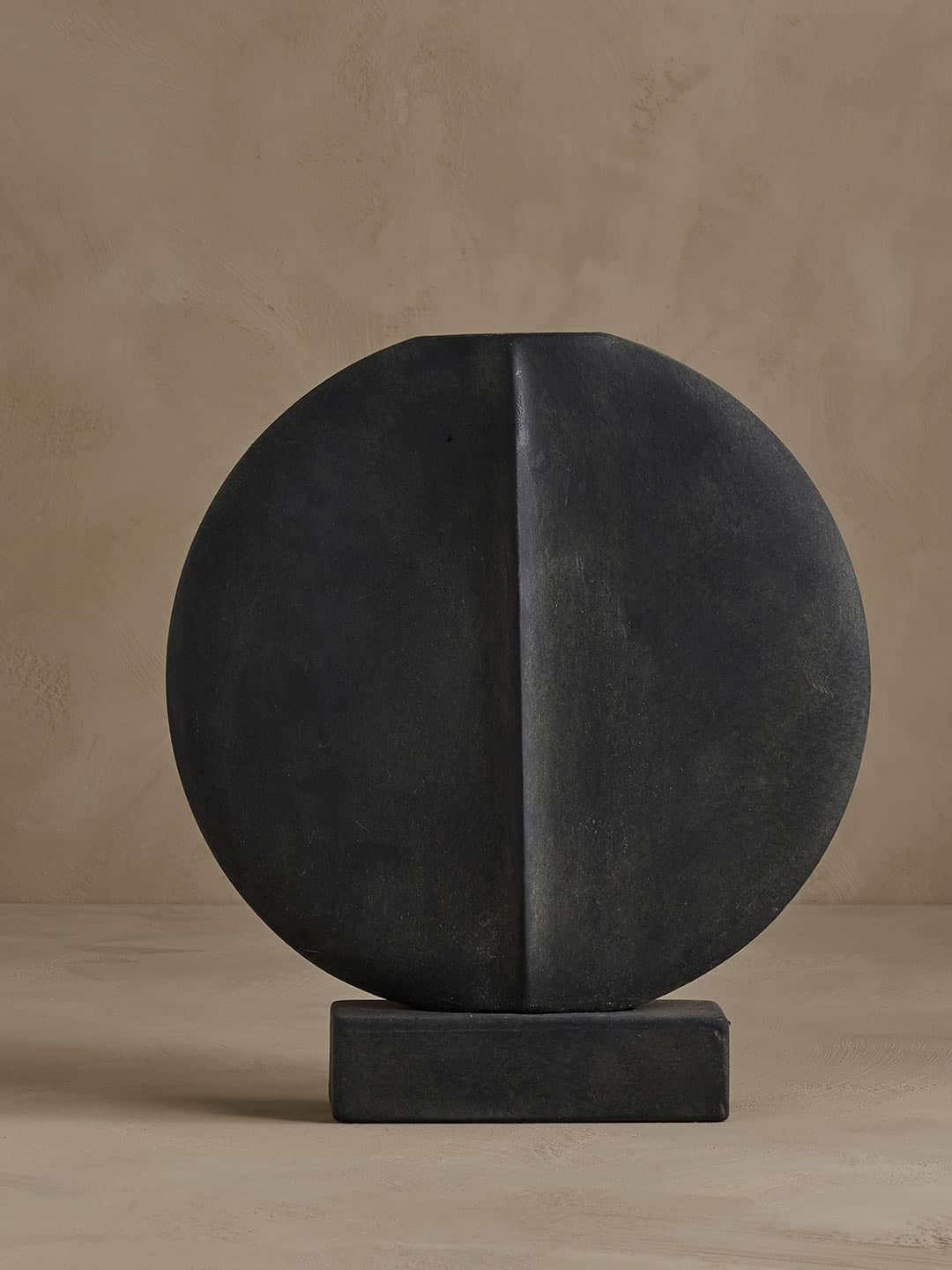 Скандинавская ваза из керамики 101Copenhagen Guggenheim