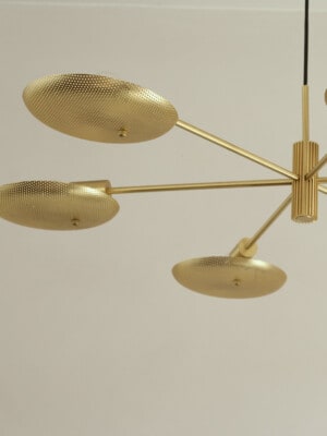 Дизайнерская люстра в золотом цвете из латуни 101Copenhagen Papillion