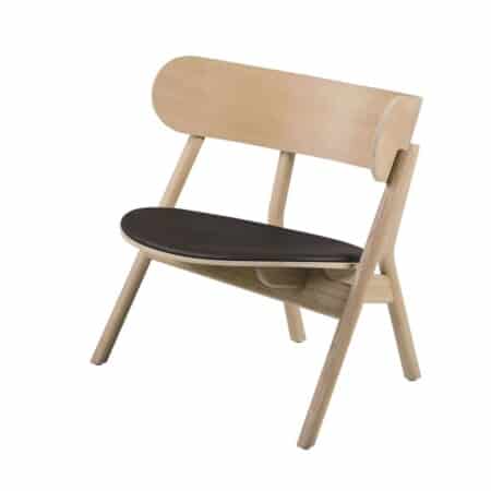 Стильное кресло для отдыха Northern Oaki с кожаным сиденьем из светлого дуба