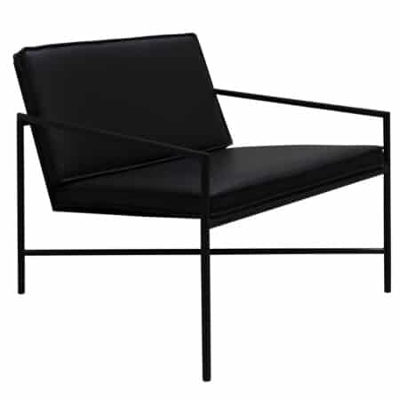 Минималистичное кресло для отдыха HANDVARK черного цвета