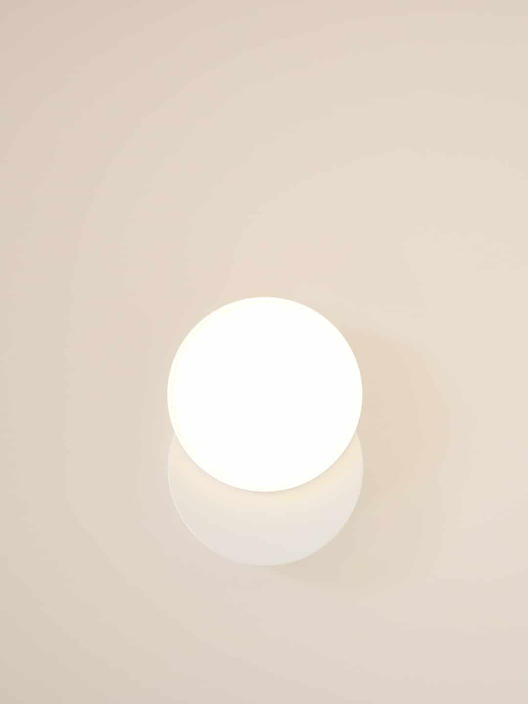 Настенный светильник Tunto Dot 01 белого цвета премиум класса