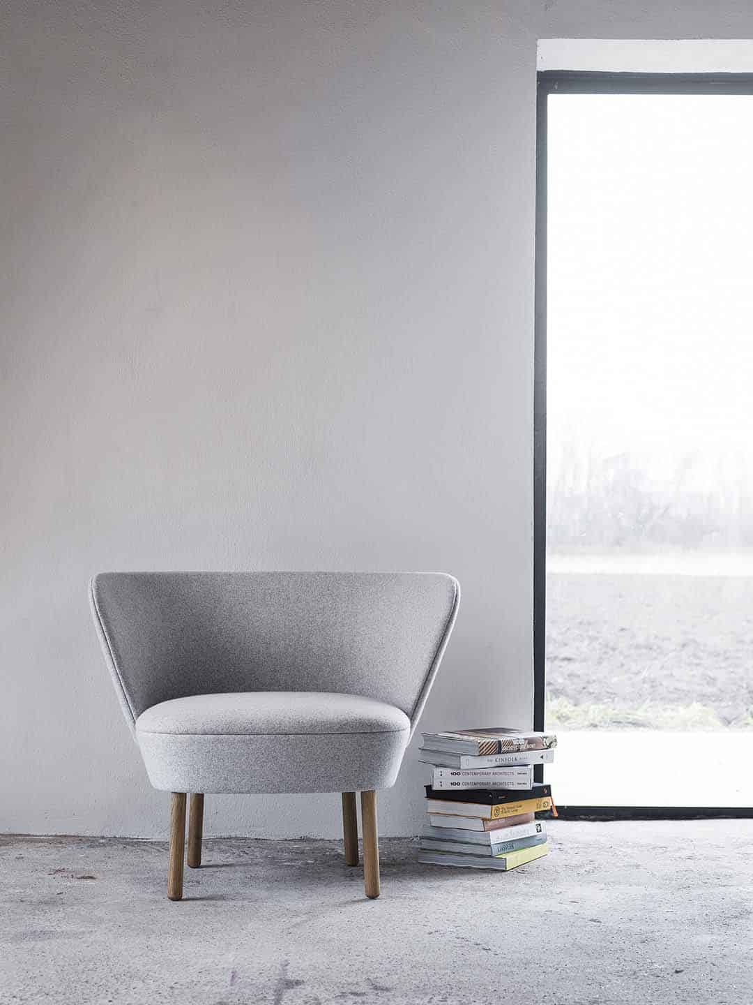 Дизайнерское кресло Stolab Wrap в светлом интерьере