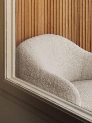 Классическое кресло Fogia Barba из белой ткани