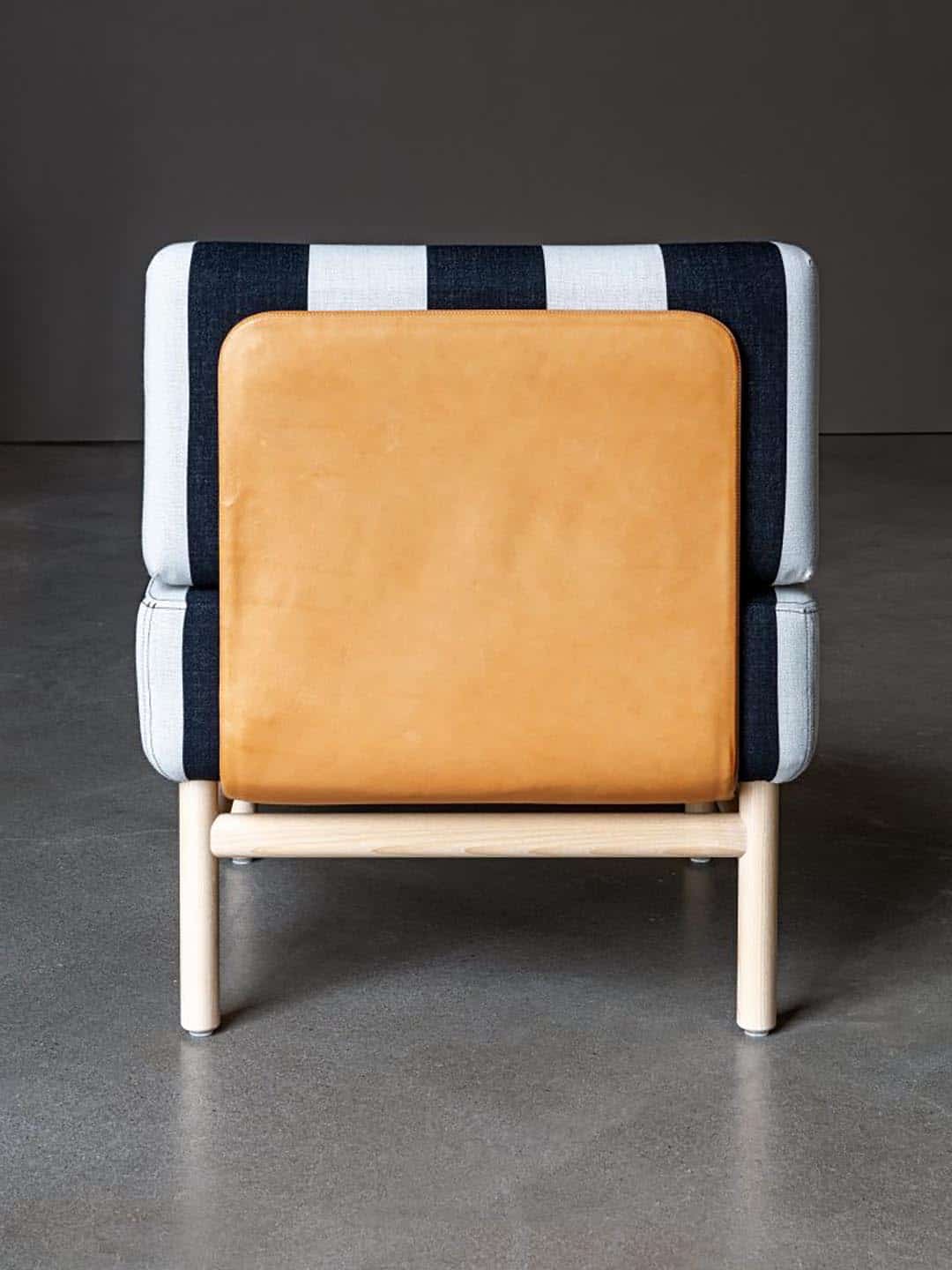 Дизайнерское кресло Garsnas Pop в минималистичном интерьере