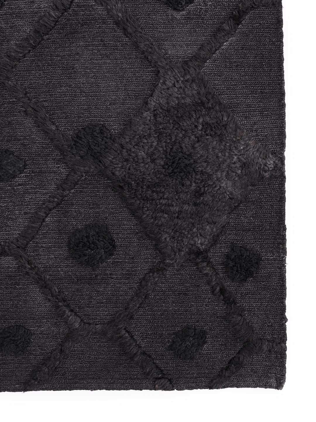 Скаднинавский ковер Massimo Bur-Bur черного цвета