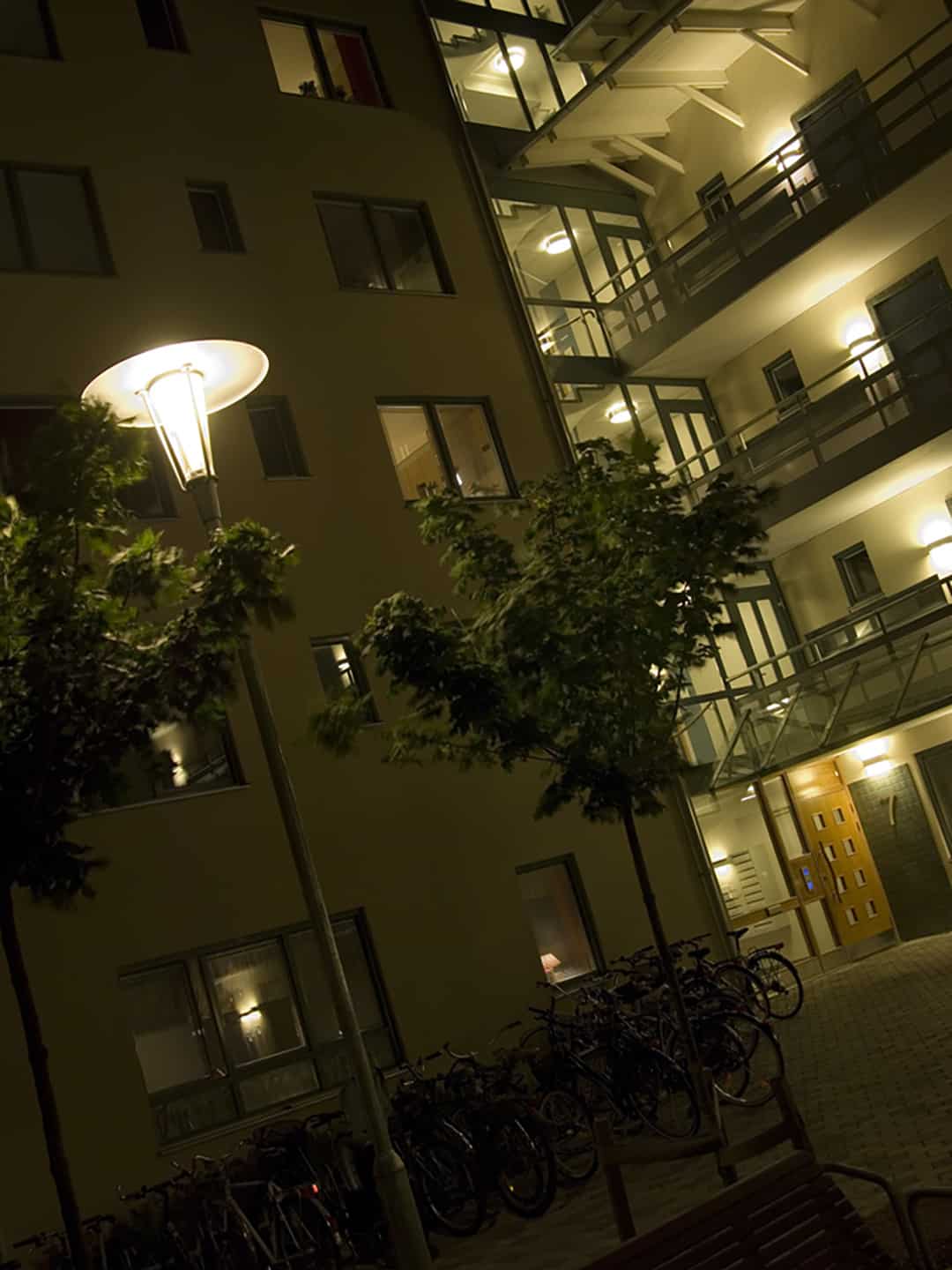 Уличный светильник Zero Lighting City Colonn в скандинавском стиле серого цвета