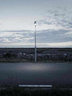 Уличный светильник Zero Lighting Convex Pole в скандинавском стиле серого цвета