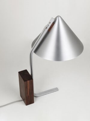 Премиум настольная лампа Kristina Dam Cone серого цвета