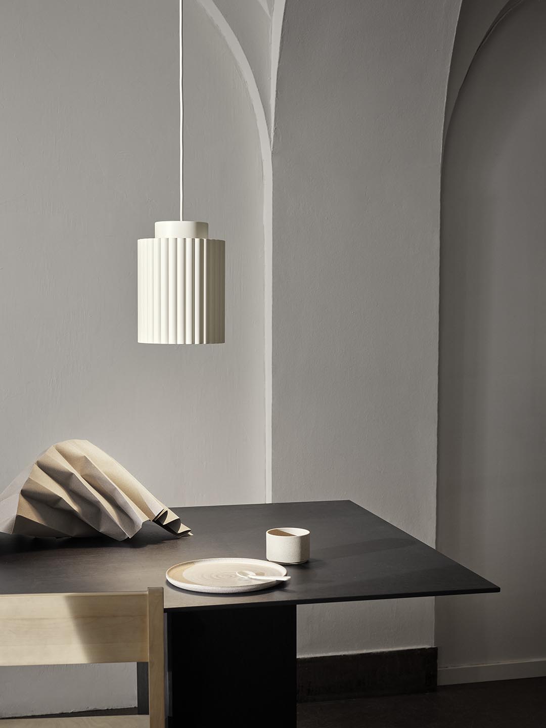 Дизайнерский подвесной светильник Pholc Donna в оригинальном интерьере