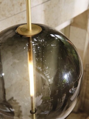 Практичный подвесной светильник Pholc Kandinsky в современном интерьере