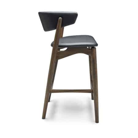Полубарный стул Sibast №7 с обивкой в скандинавском стиле из темного дуба
