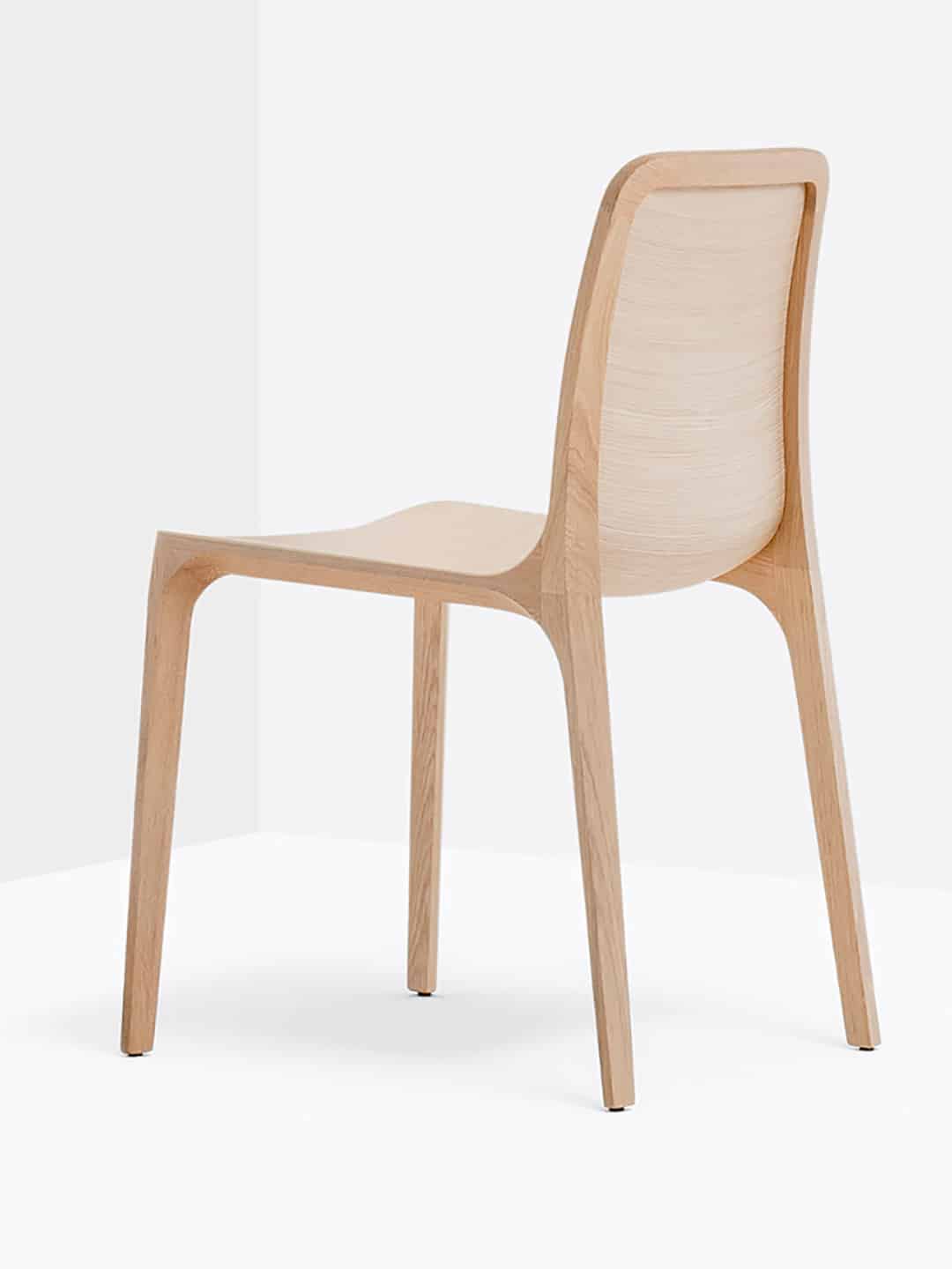 Элегантный стул Pedrali Frida 752 в скандинавском стиле